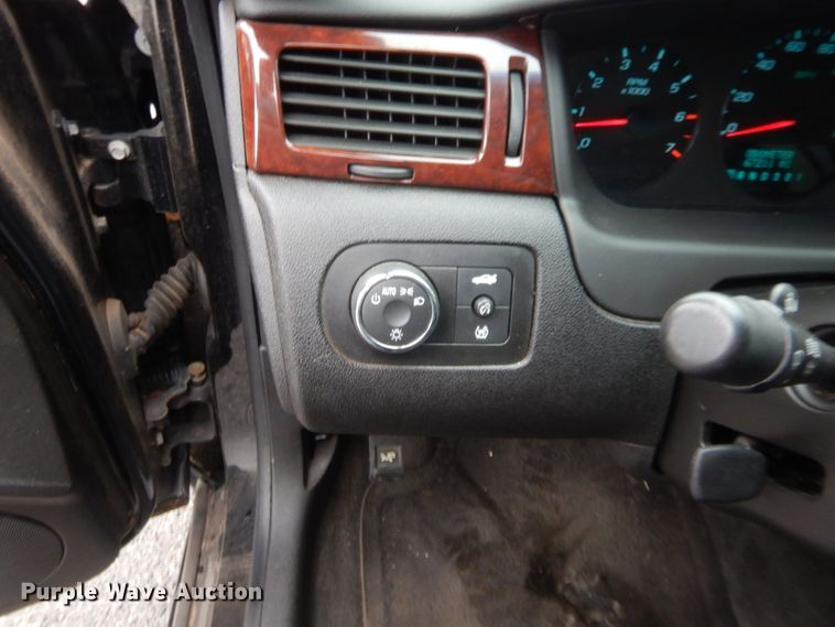 image for item HW9350 2010 Chevrolet Impala