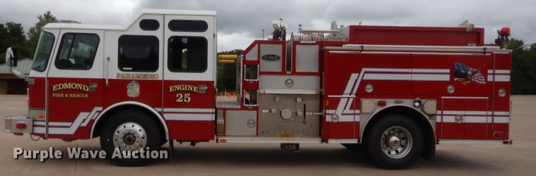 image for item HW9367 2001 E-one  pumper fire truck