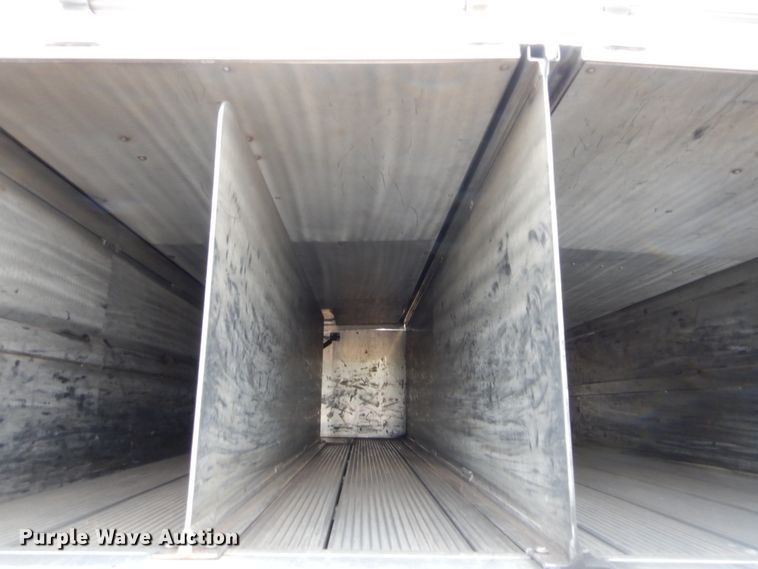 image for item HW9367 2001 E-one  pumper fire truck