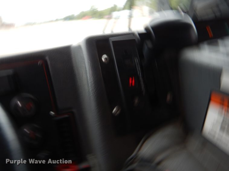 image for item HW9367 2001 E-one  pumper fire truck