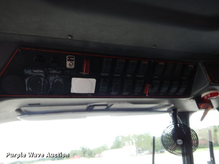 image for item HW9367 2001 E-one  pumper fire truck