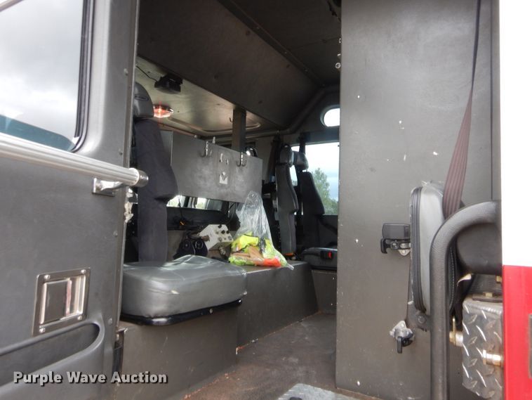 image for item HW9367 2001 E-one  pumper fire truck