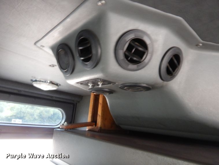 image for item HW9367 2001 E-one  pumper fire truck