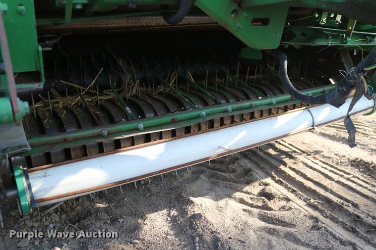 image for item DD5410 John Deere 568 Mega Wide Plus  round baler