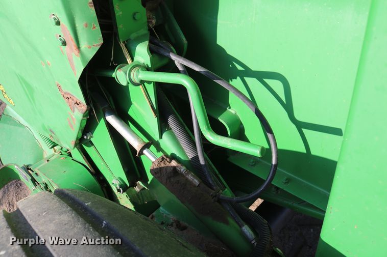 image for item DD5410 John Deere 568 Mega Wide Plus  round baler