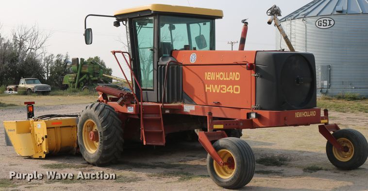 image for item DD5411 2000 New Holland HW340  windrower