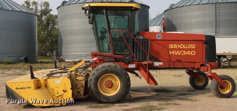 image for item DD5411 2000 New Holland HW340  windrower