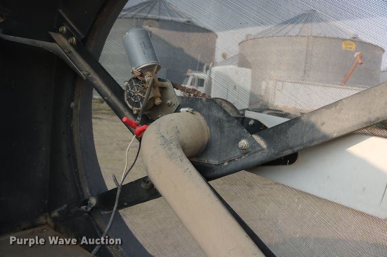 image for item DD5411 2000 New Holland HW340  windrower