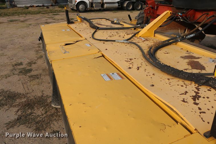 image for item DD5411 2000 New Holland HW340  windrower