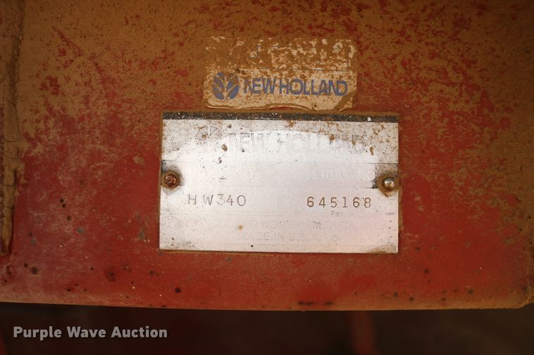 image for item DD5411 2000 New Holland HW340  windrower