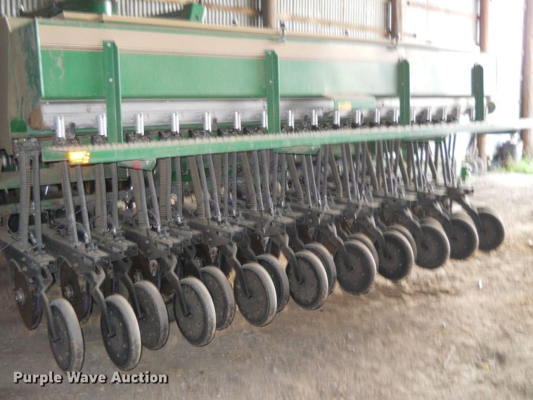 image for item DE4506 Great Plains Solid Stand 24 grain drill