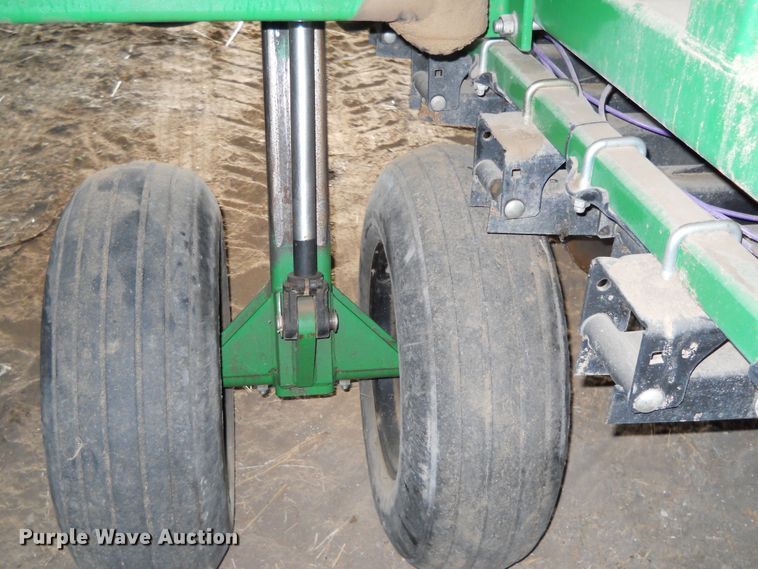 image for item DE4506 Great Plains Solid Stand 24 grain drill