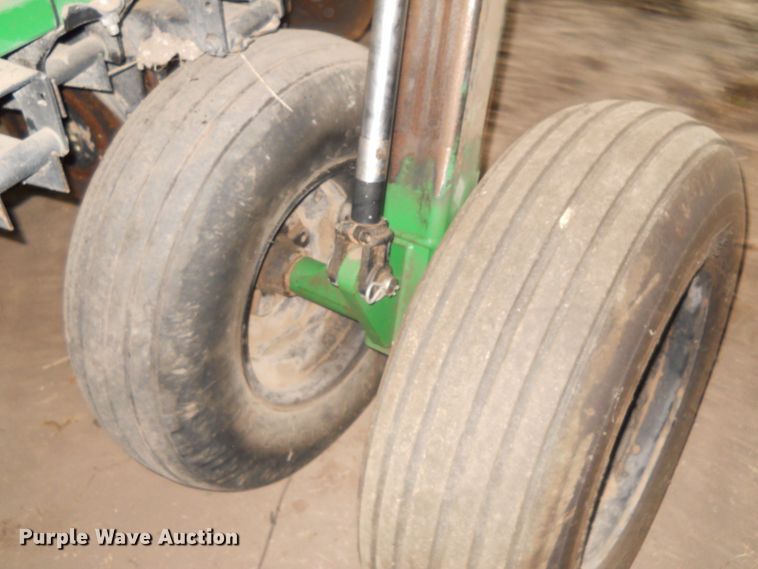 image for item DE4506 Great Plains Solid Stand 24 grain drill