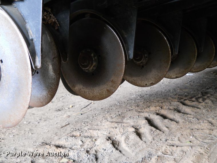 image for item DE4506 Great Plains Solid Stand 24 grain drill