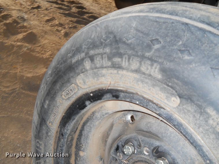 image for item DE4506 Great Plains Solid Stand 24 grain drill