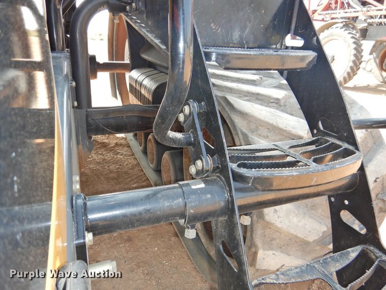 image for item DG1475 2004 Challenger MT855  tractor