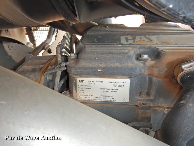 image for item DG1475 2004 Challenger MT855  tractor