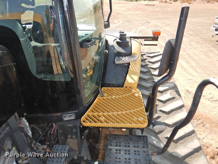 image for item DG1475 2004 Challenger MT855  tractor