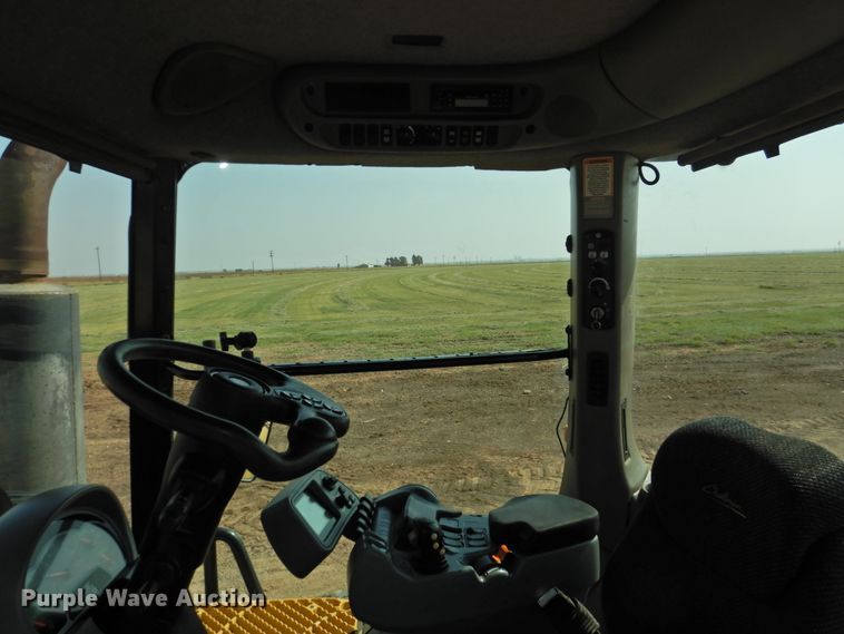 image for item DG1475 2004 Challenger MT855  tractor