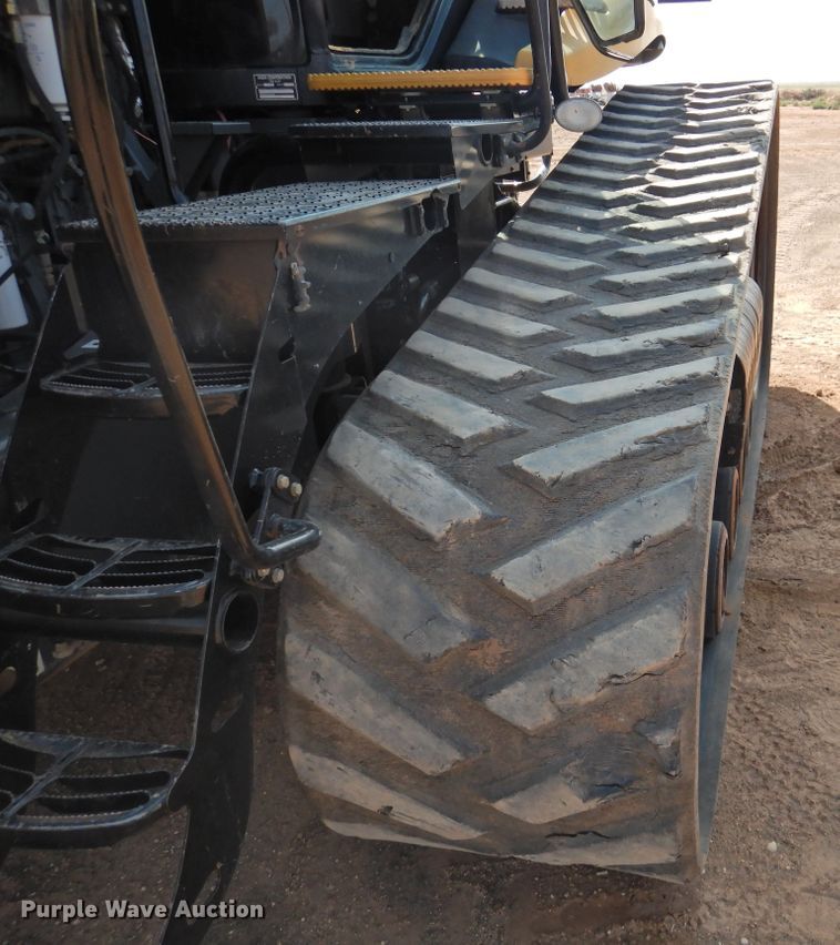 image for item DG1475 2004 Challenger MT855  tractor