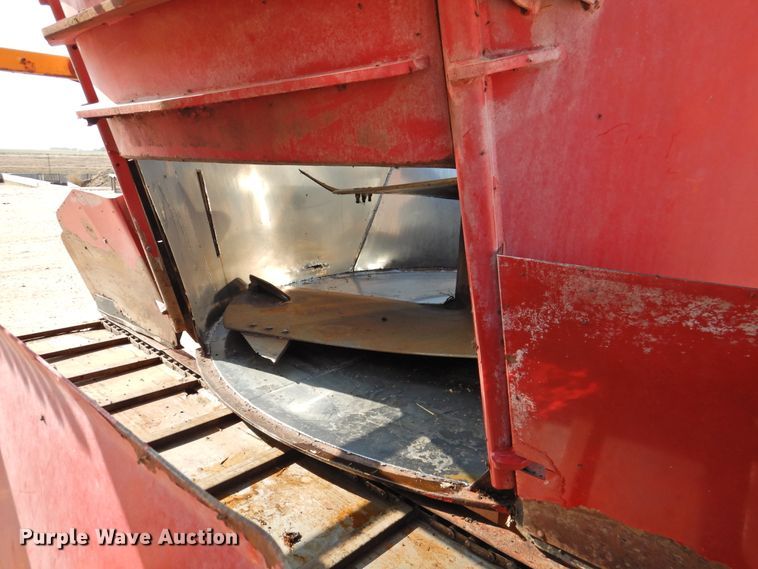 image for item DG1476 Supreme International 1600T  feed mixer