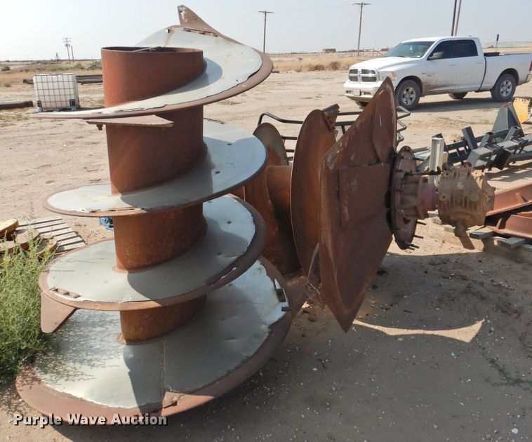 image for item DG1476 Supreme International 1600T  feed mixer