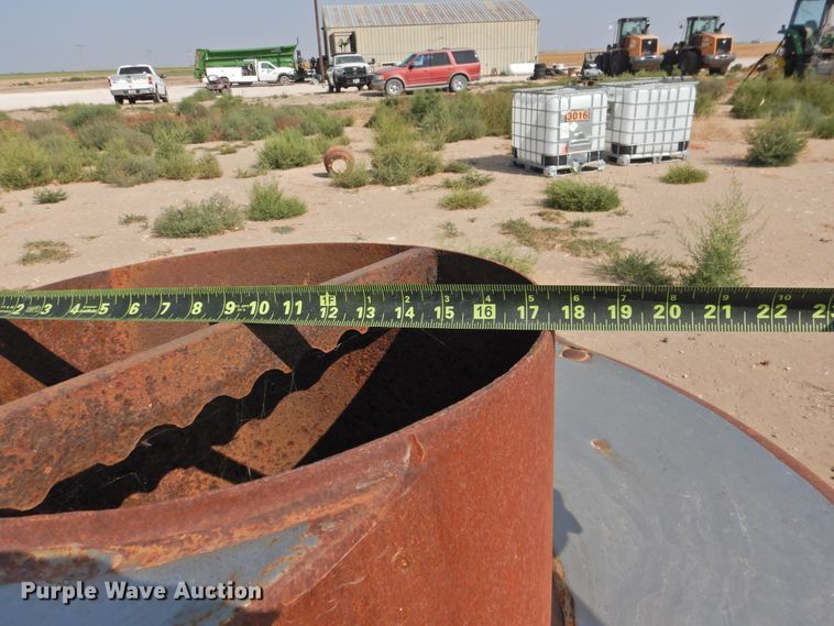 image for item DG1476 Supreme International 1600T  feed mixer