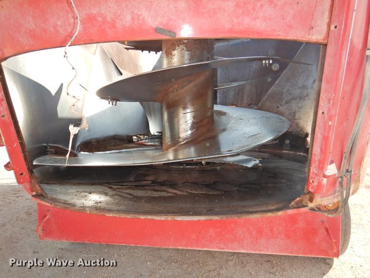 image for item DG1477 Supreme International 1600T  feed mixer