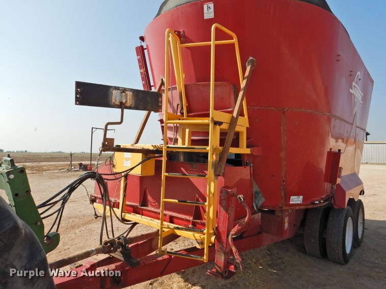 image for item DG1477 Supreme International 1600T  feed mixer