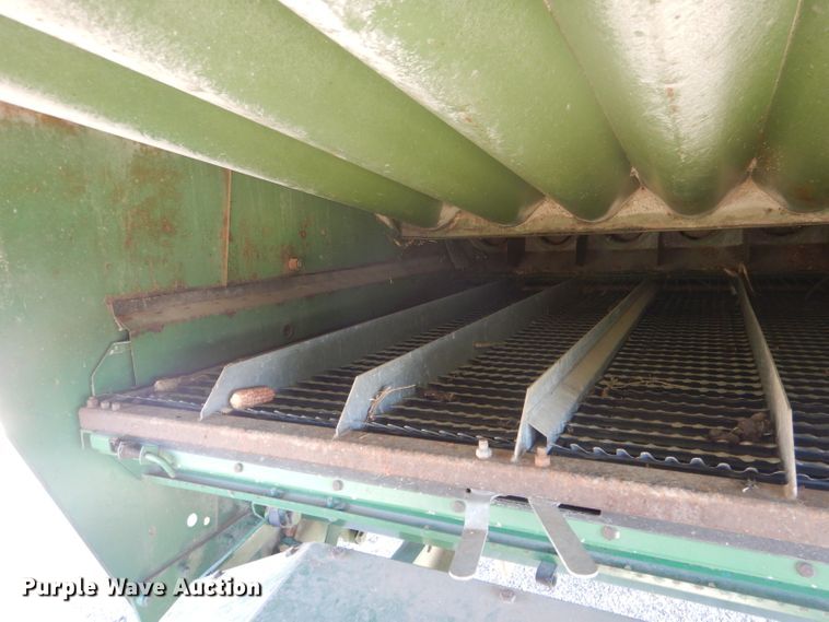 image for item DG4581 John Deere 7720 combine