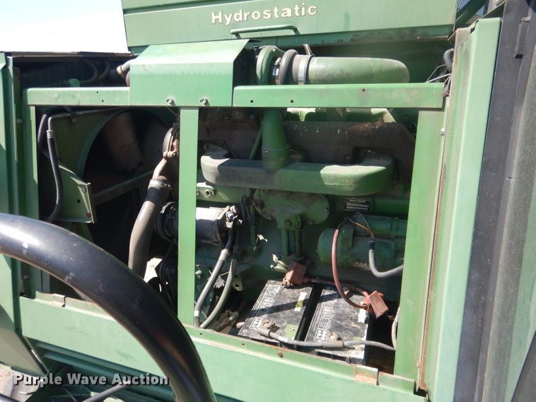 image for item DG4581 John Deere 7720 combine