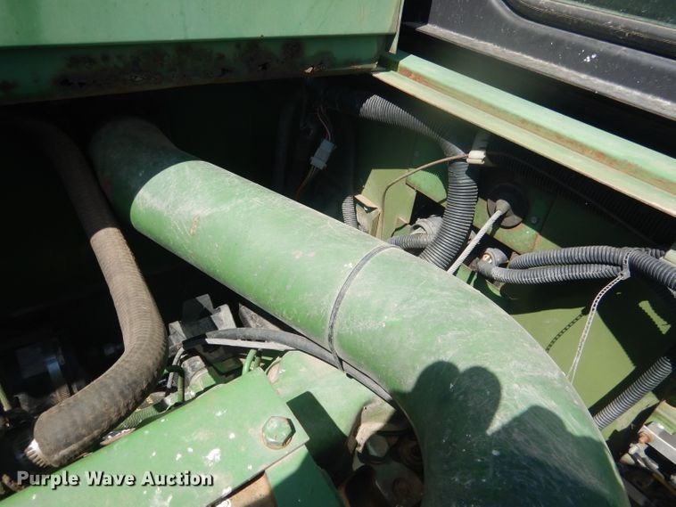 image for item DG4581 John Deere 7720 combine