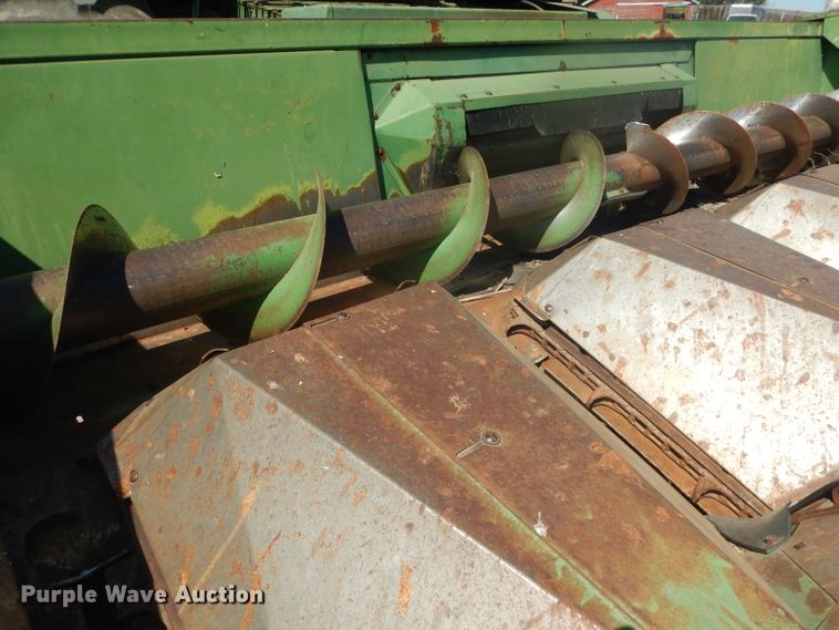 image for item DG4581 John Deere 7720 combine