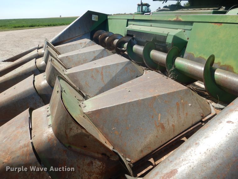 image for item DG4581 John Deere 7720 combine