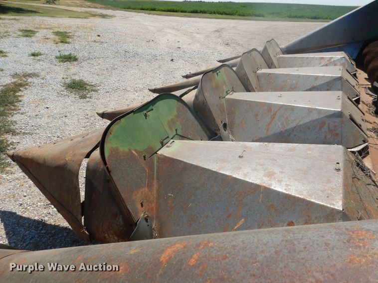 image for item DG4581 John Deere 7720 combine