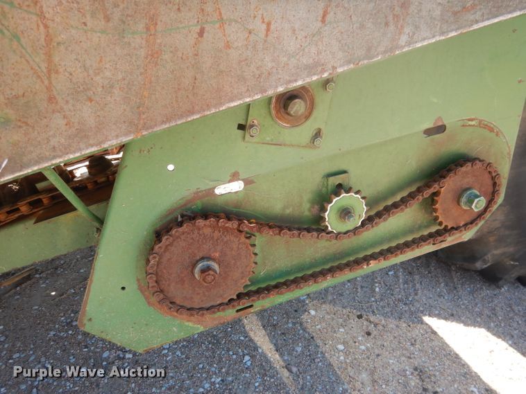 image for item DG4581 John Deere 7720 combine