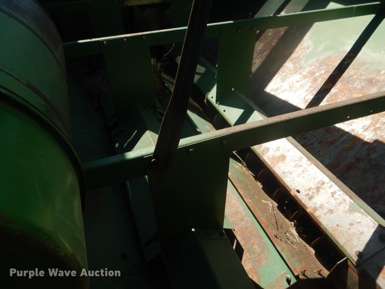 image for item DG4581 John Deere 7720 combine