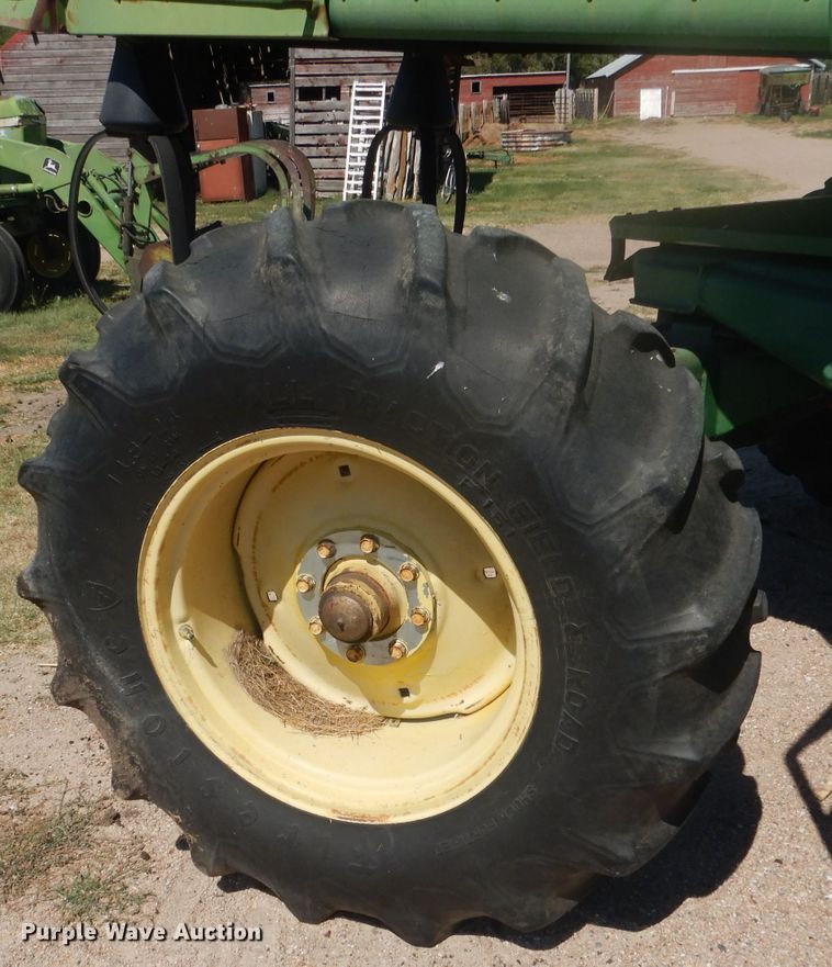 image for item DG4581 John Deere 7720 combine