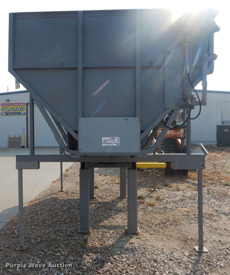 image for item DG4582 Logan I2608 hopper