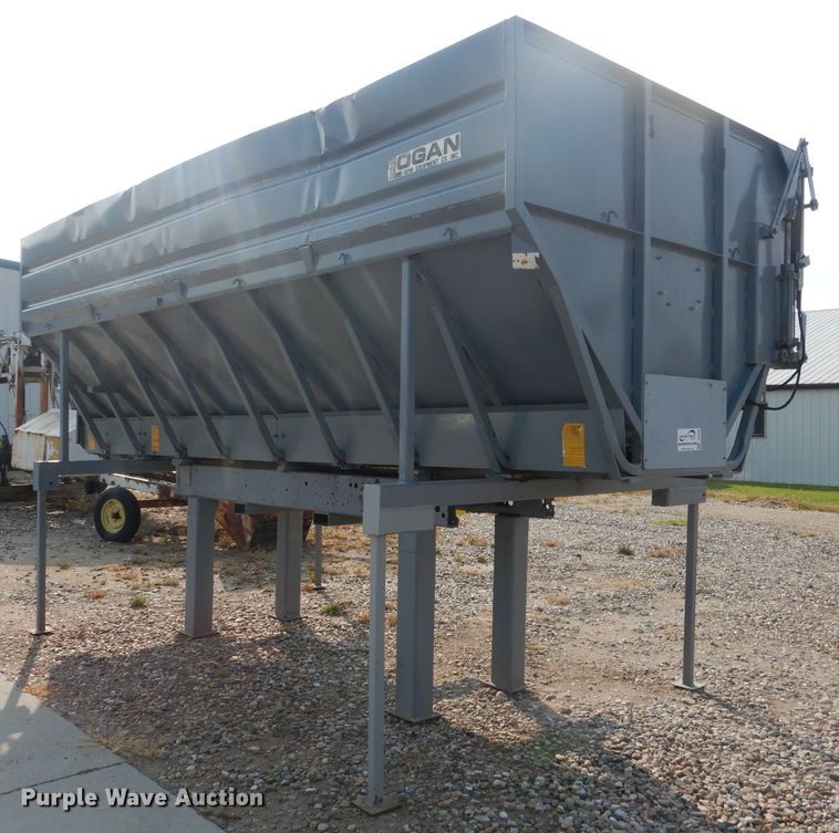 image for item DG4582 Logan I2608 hopper