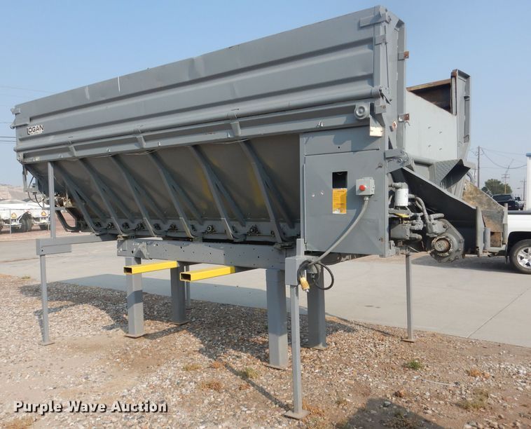 image for item DG4582 Logan I2608 hopper