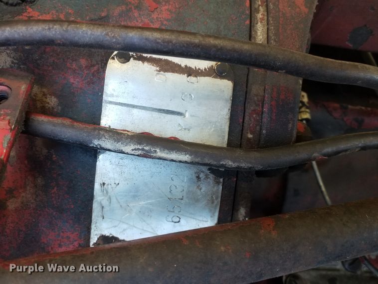 image for item DH0130 1963 Farmall 560  tractor