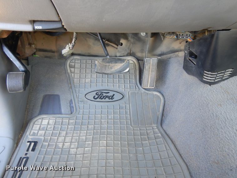 image for item DH0133 1998 Ford F150  pickup truck