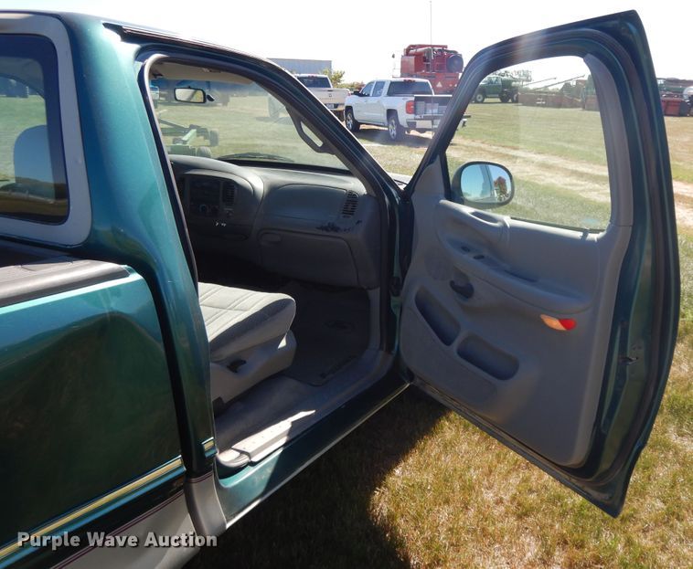 image for item DH0133 1998 Ford F150  pickup truck