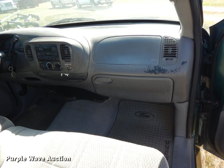 image for item DH0133 1998 Ford F150  pickup truck