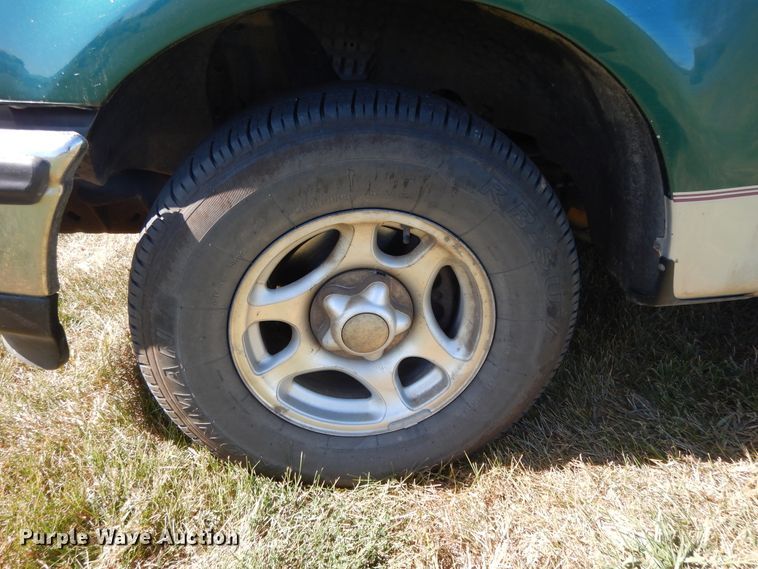 image for item DH0133 1998 Ford F150  pickup truck