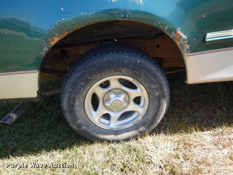 image for item DH0133 1998 Ford F150  pickup truck