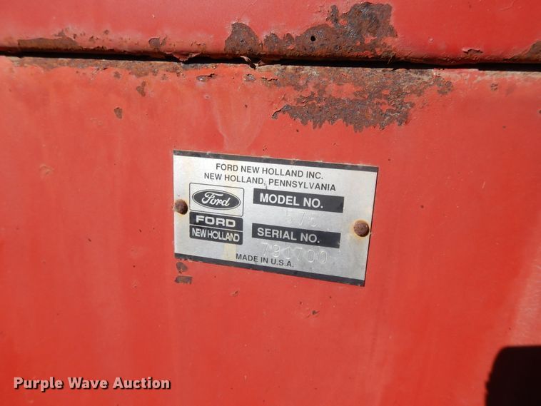 image for item DH0134 1992 New Holland 575  small square baler