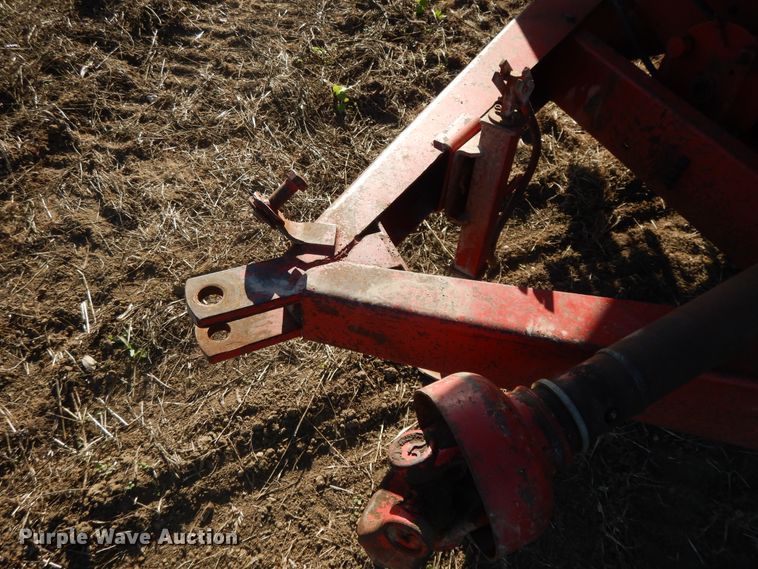 image for item DH0139 1974 New Holland 357  feed mixer