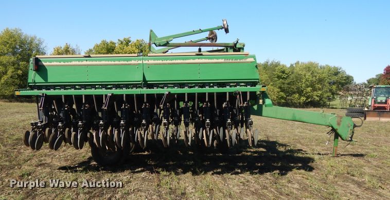 image for item DH0145 1998 Great Plains 2N-3010 grain drill